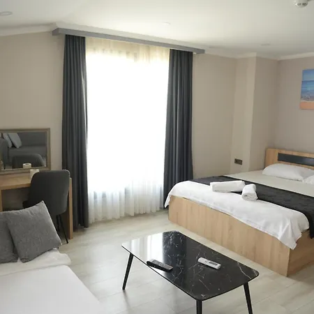 Aparthotel Leon Side