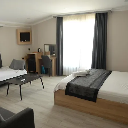 Leon Aparthotel 2*